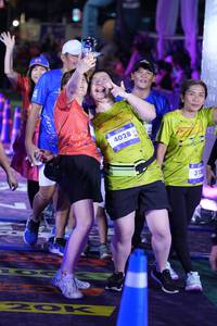 BIB: 4028
                            <button type="button" onclick="openModal(26233552)" class="btn btn-primary btn-sm float-right btn-popup" data-toggle="modal" data-target=".modal-high-quality">
                        <i class="fas fa-shopping-cart"></i> Add to Cart
                    </button>
                                            <button type="button" onclick="isThisMe(26233552, true)" class="btn btn-success btn-sm float-right btn-popup btn-isme hidden" data-toggle="tooltip" data-placement="bottom" title="นี่คือรูปของคุณใช่ไหม คลิกที่นี่เพื่อเอาเข้าอัลบั้ม">
                        <i class="fas fa-plus"></i> Add to album
                    </button>
                    <button type="button" onclick="isThisMe(26233552, false)" class="btn btn-warning btn-sm float-right btn-popup btn-isnotme hidden">
                        <i class="fas fa-ban"></i> Remove from album
                    </button>